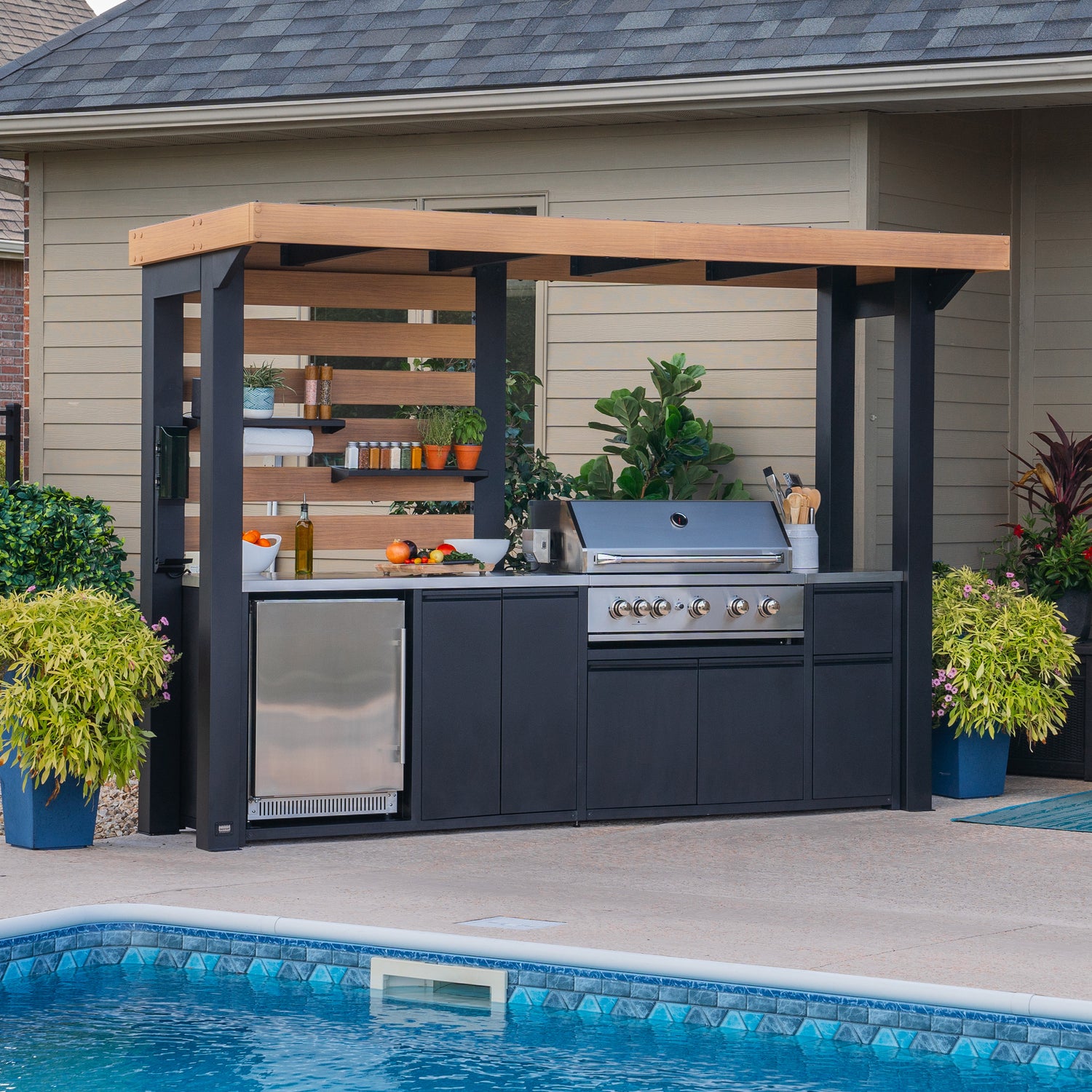 Fusion Flame Outdoor Kitchen — Backyard Discovery cedar outdoor kitchens